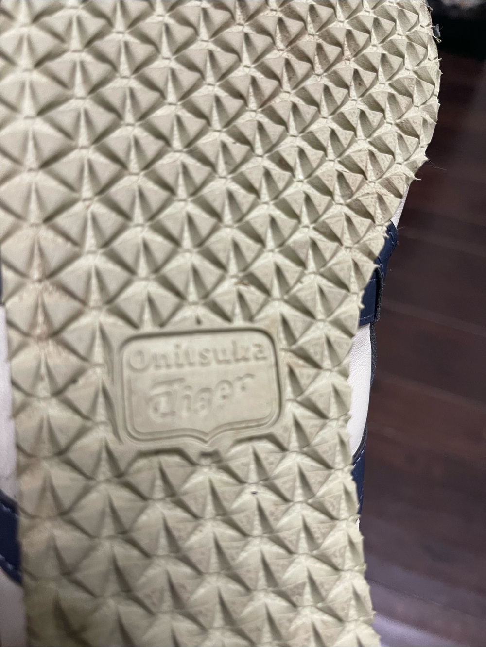 Onitsuka Tiger by Asics Men's Sneakers in Cream and Navy - Picture 4 of 4